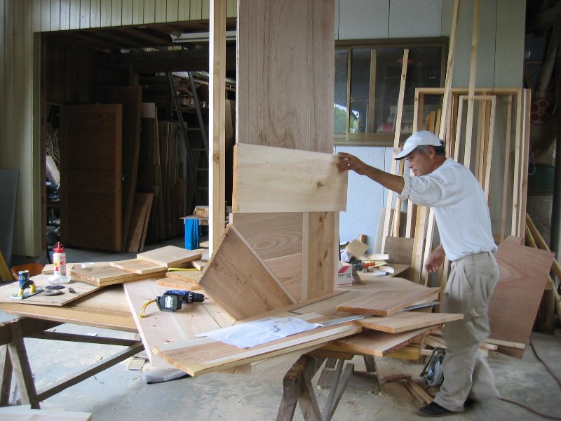 �V���{���c���[�̐��앗�i